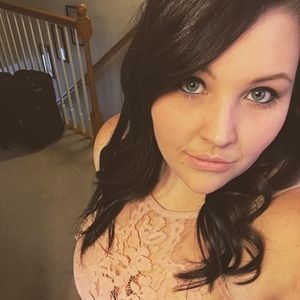 Meet your Posher, Katelyn